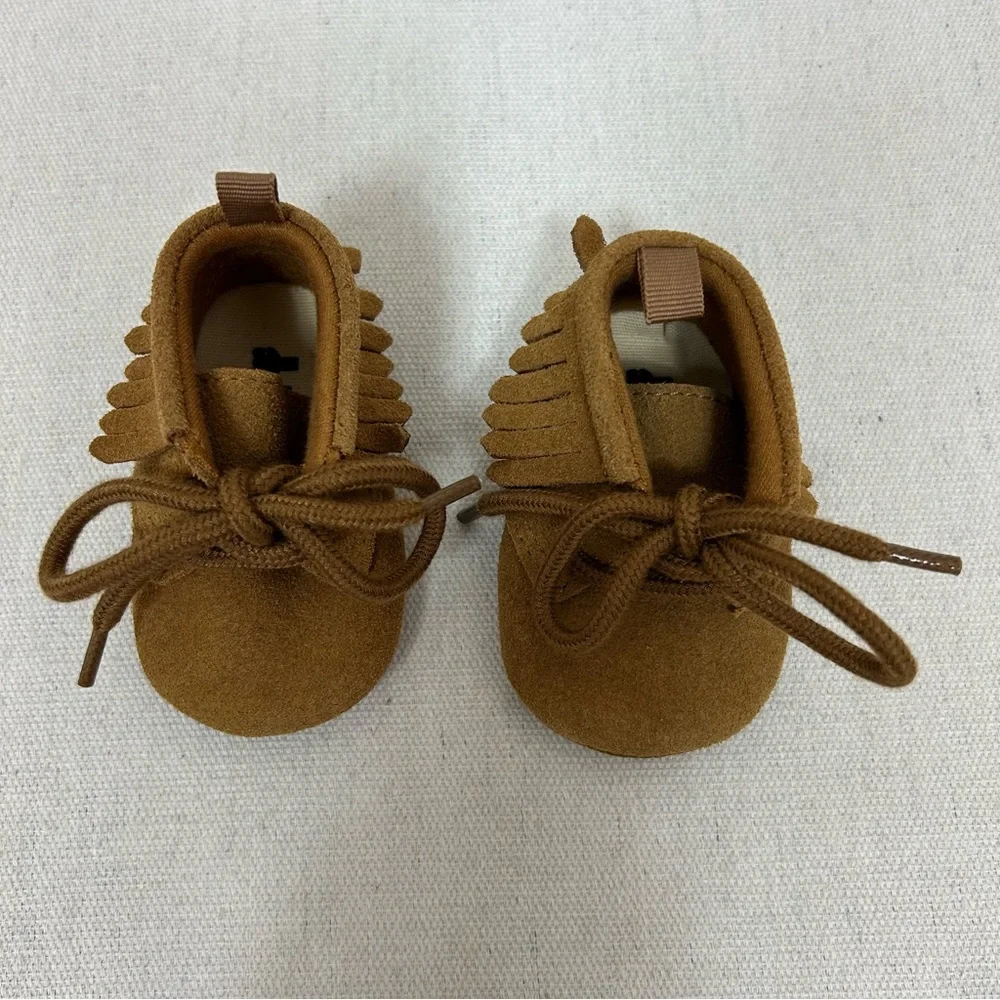 BABY GAP Tan Suede Moccasins with Fringe 0-3 Months
